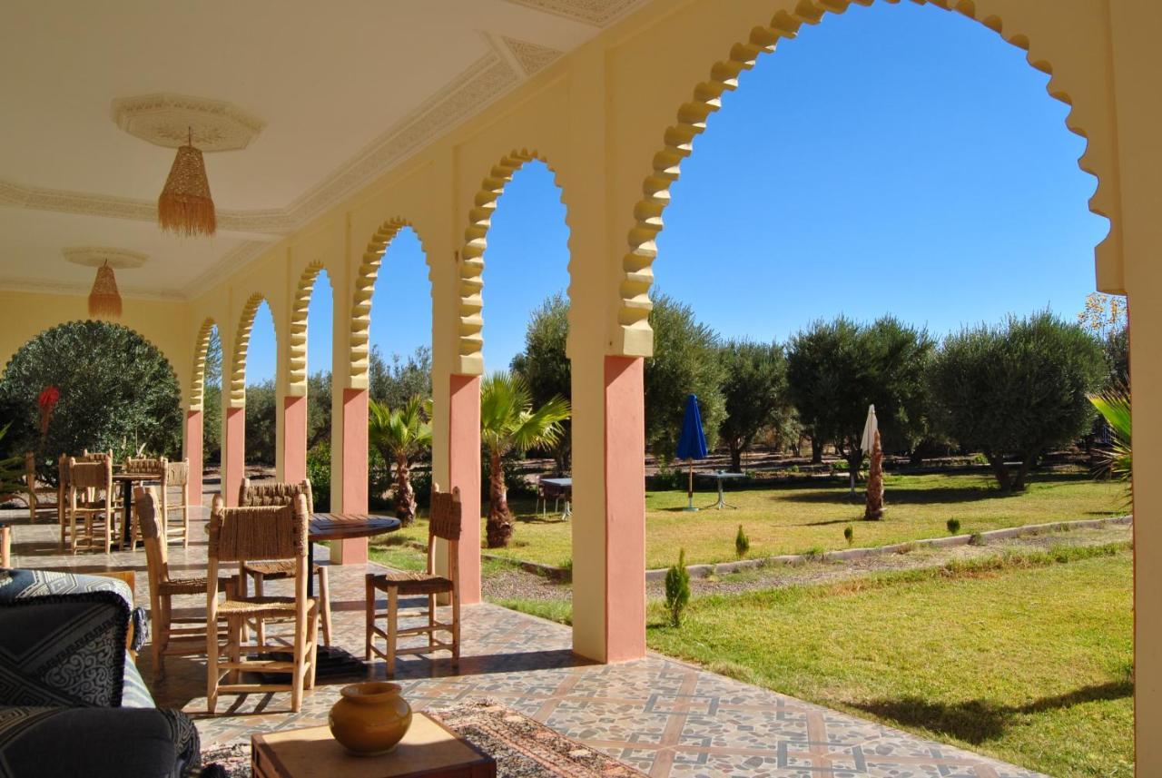 Guest House Qodwa Sidi Abdallah Ghiat Bagian luar foto