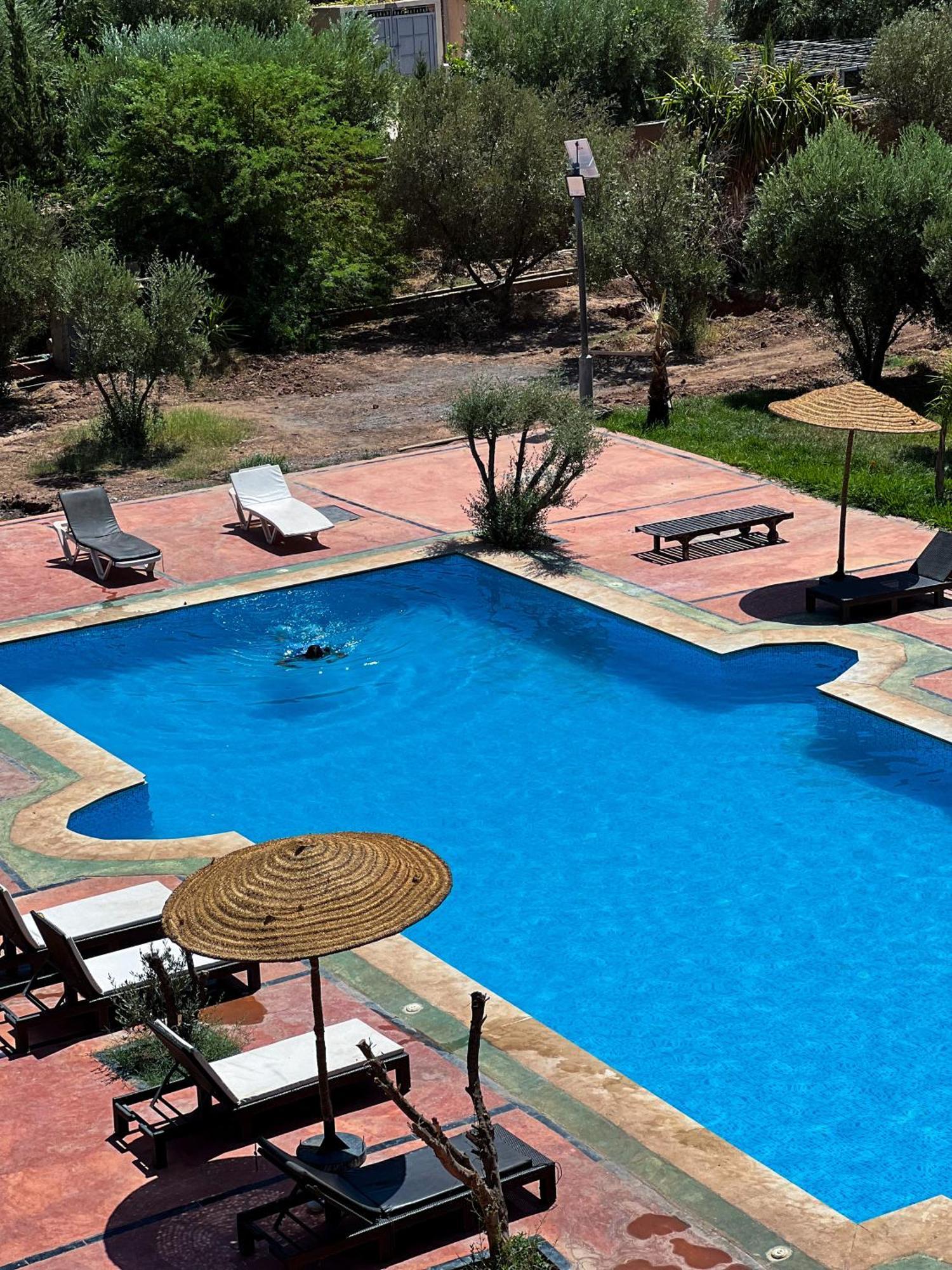 Guest House Qodwa Sidi Abdallah Ghiat Bagian luar foto