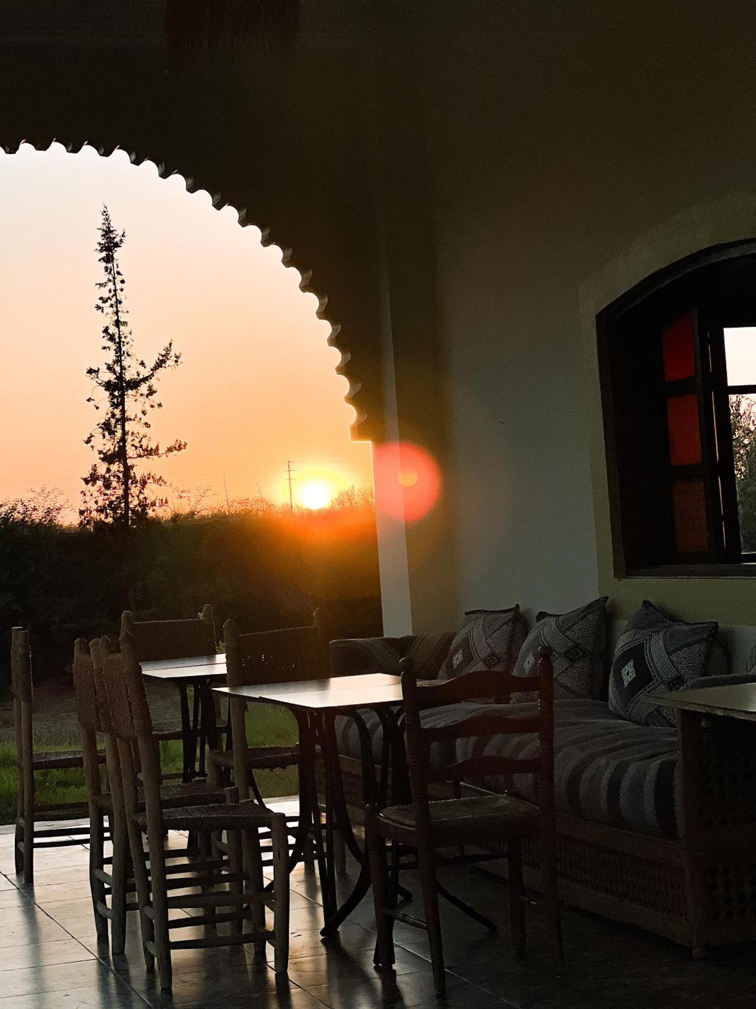 Guest House Qodwa Sidi Abdallah Ghiat Bagian luar foto