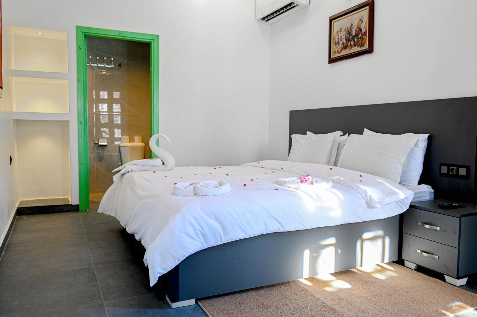 Guest House Qodwa Sidi Abdallah Ghiat Bagian luar foto